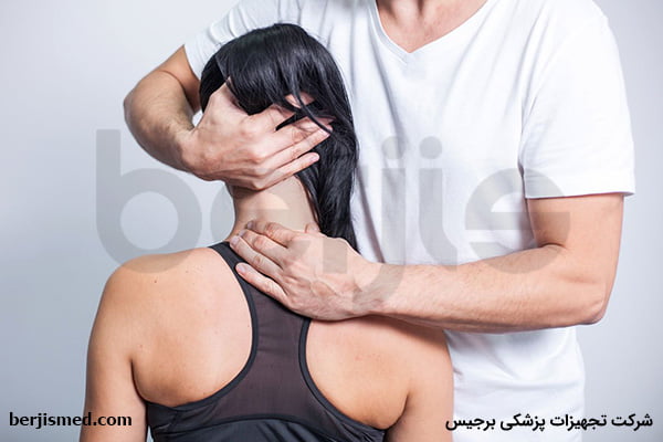 ماساژ از جمله درمان های خانگی گردن درد است
