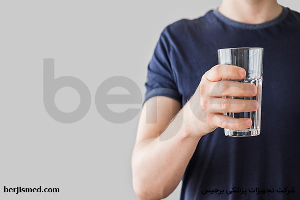خوردن آب زیاد و هیدراته کردن بدن