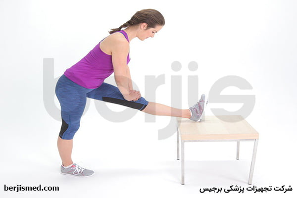 کشش همسترینگ در حالت ایستاده